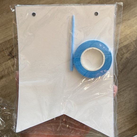 4 for $25 pet birthday decorations (flaw on hat) - Picture 6 of 9